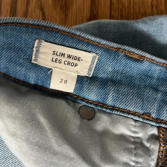 Madewell Slim Wide Leg Crop jeans light wash denim - Picture 3 of 7